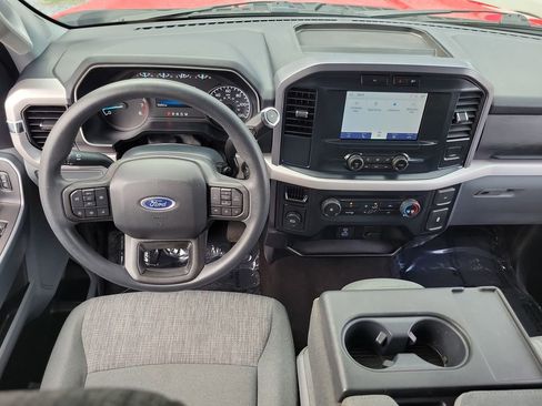 Used 2023 Ford F150 XLT image 5