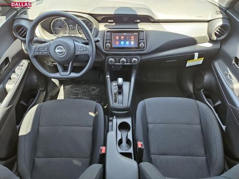 New 2025 Nissan Kicks Play S image 19