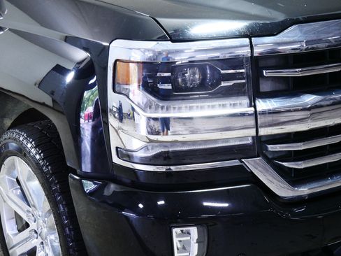 Used 2016 Chevrolet Silverado 1500 High Country w/ High Country Premium Package AWD/4WD image 15