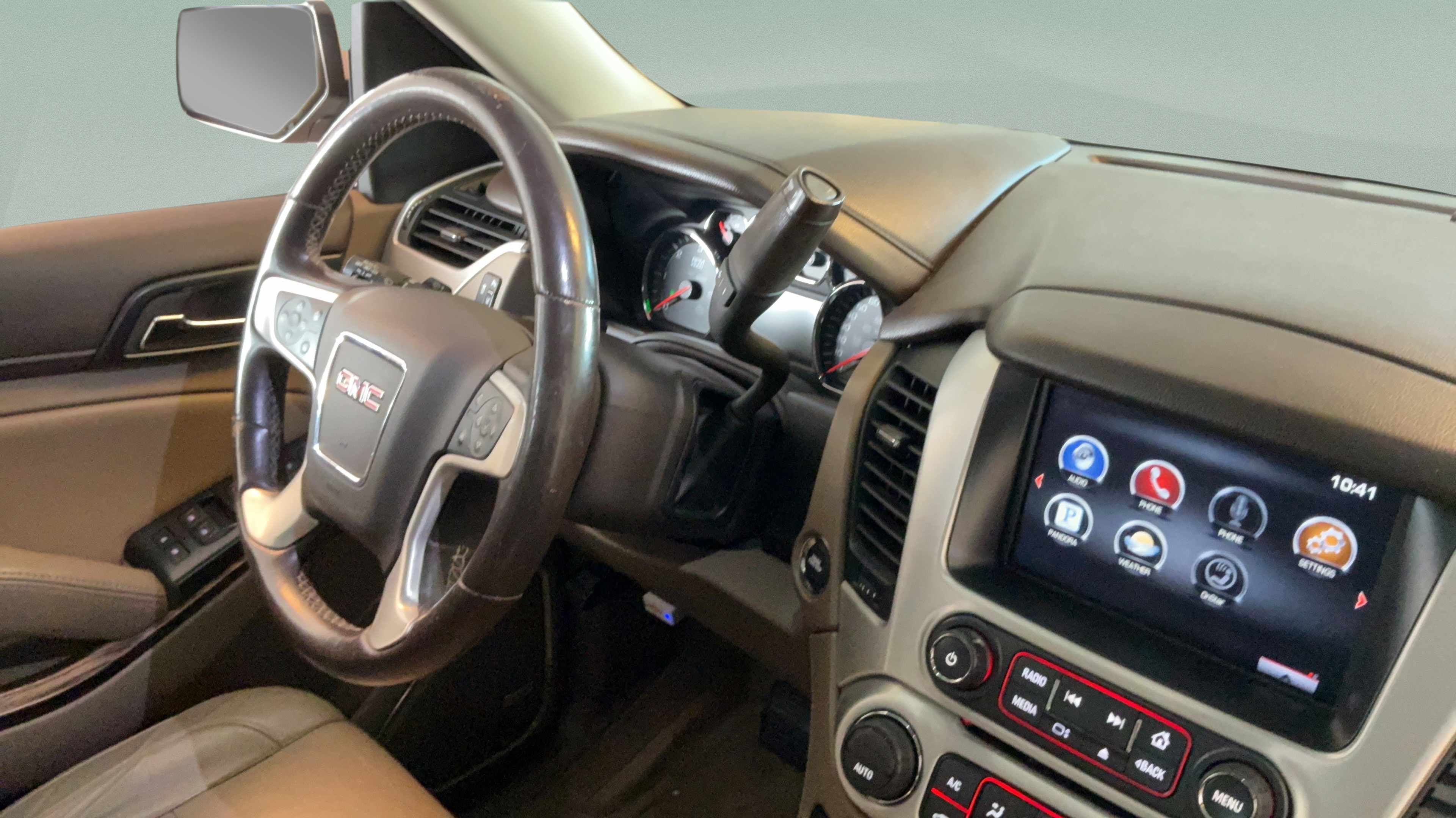 Used 2015 GMC Yukon XL SLT w/ HD Trailering Package RWD image 43