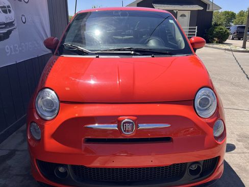 Used 2019 FIAT 500 Pop w/ Popular Equipment Package FWD image 11