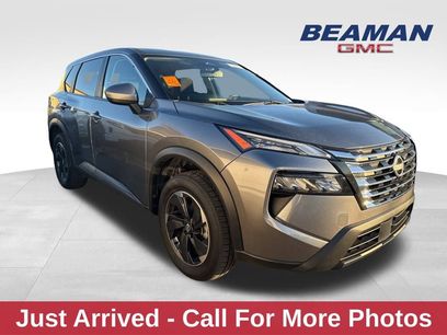 Used 2024 Nissan Rogue SV