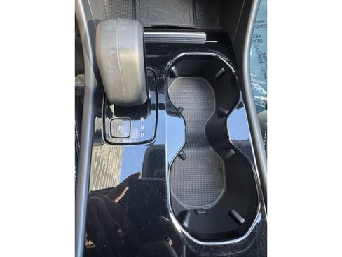 Used 2022 Volvo C40 P8 Recharge Ultimate image 22