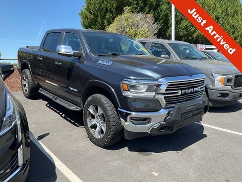 Used 2019 RAM 1500 Laramie AWD/4WD image 1