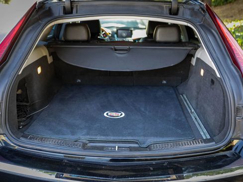 Used 2010 Cadillac CTS Premium image 37