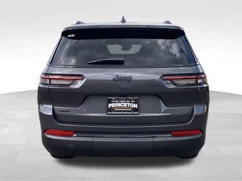 New 2025 Jeep Grand Cherokee L Altitude image 5