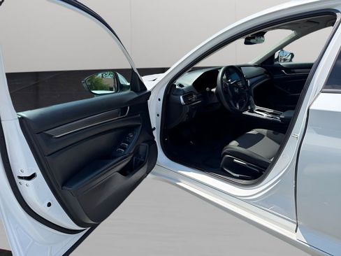 Used 2020 Honda Accord LX image 13