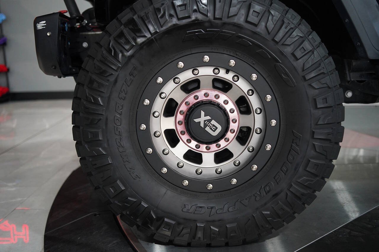 Used 2018 Jeep Wrangler Unlimited Rubicon AWD/4WD image 27