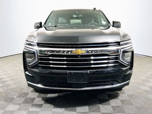 Used 2025 Chevrolet Tahoe LT image 3