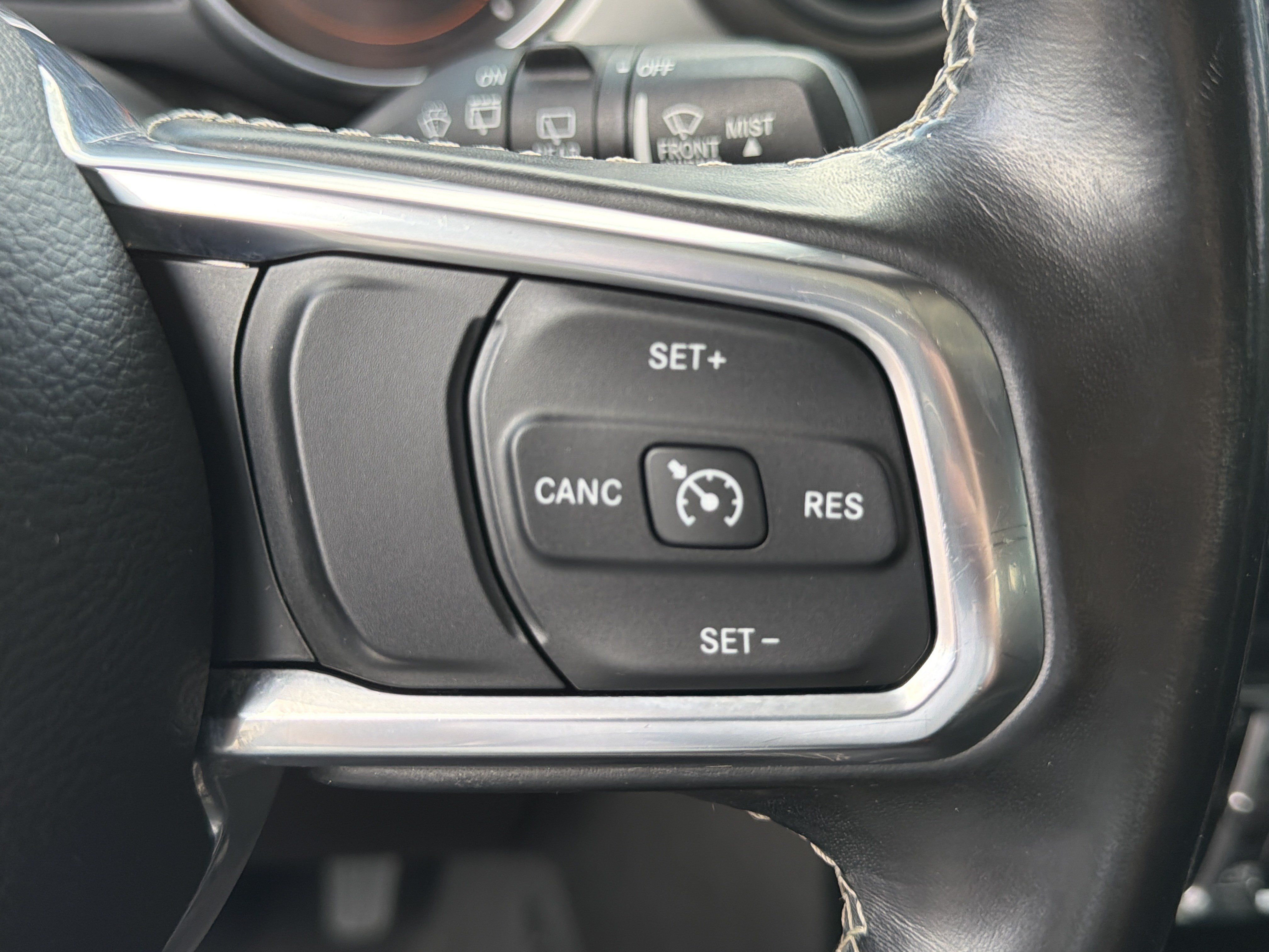 Used 2021 Jeep Wrangler Unlimited Sahara AWD/4WD image 30
