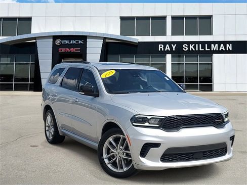 Used 2024 Dodge Durango GT image 1