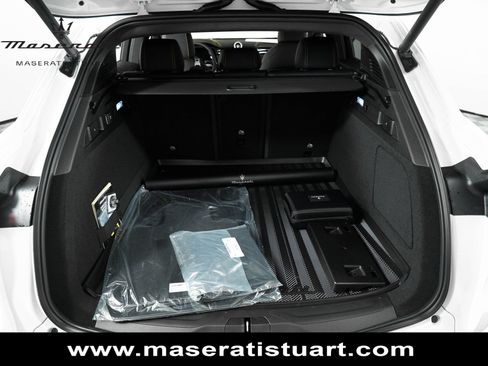 New 2025 Maserati Grecale Modena AWD/4WD image 30