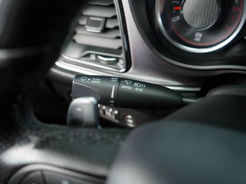 Used 2018 Dodge Challenger R/T Scat Pack RWD image 33