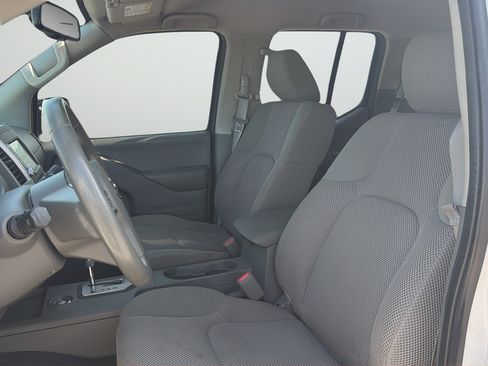 Used 2021 Nissan Frontier SV w/ Midnight Edition Floor Mats AWD/4WD image 20