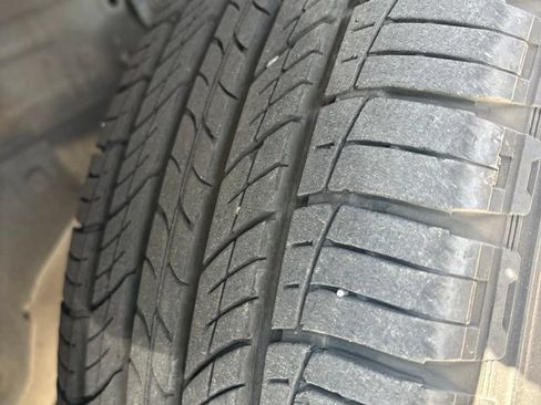 Used 2024 Honda Pilot EX-L image 13