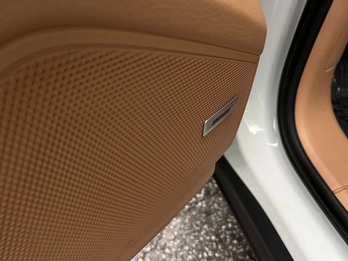 Used 2019 Porsche Cayenne image 12