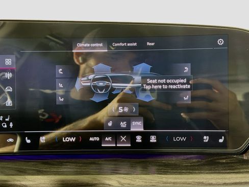 Certified 2025 Audi Q5 Premium w/ Premium Plus AWD/4WD image 15