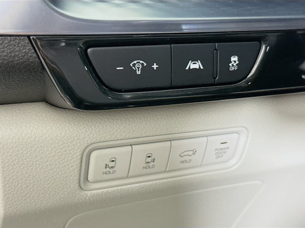 Used 2024 Kia Carnival SX Prestige FWD image 22