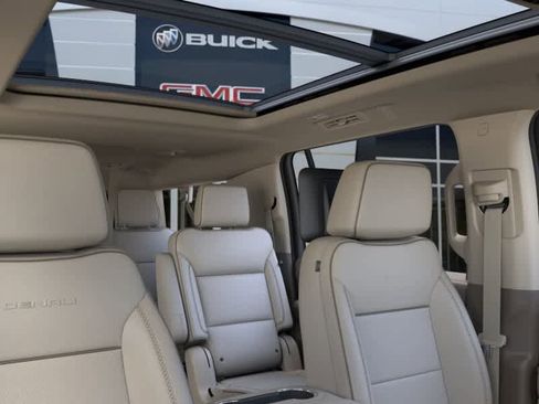 New 2026 GMC Yukon XL Denali w/ Denali Reserve Package AWD/4WD image 24