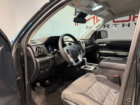 Used 2018 Toyota Tundra SR5 w/ TRD Off Road Package AWD/4WD image 10