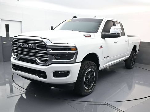 Used 2026 RAM 2500 Laramie AWD/4WD image 1