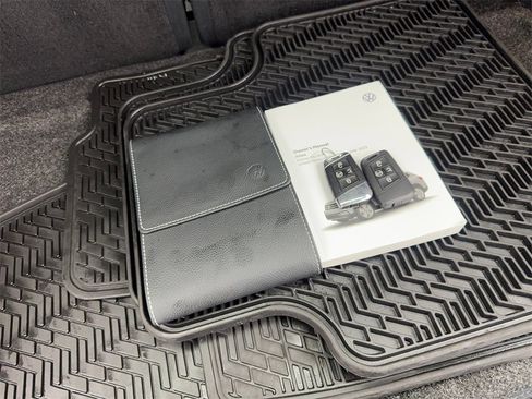 Used 2022 Volkswagen Atlas SE image 84