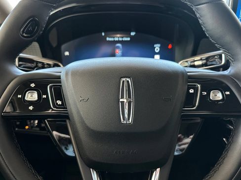 Certified 2025 Lincoln Corsair AWD w/ Equipment Group 101A image 23