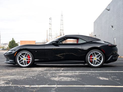 Used 2025 Ferrari Roma Spider image 12