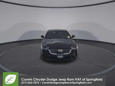Used 2026 Cadillac CT4 Premium Luxury RWD image 5