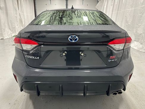 Used 2025 Toyota Corolla SE image 6