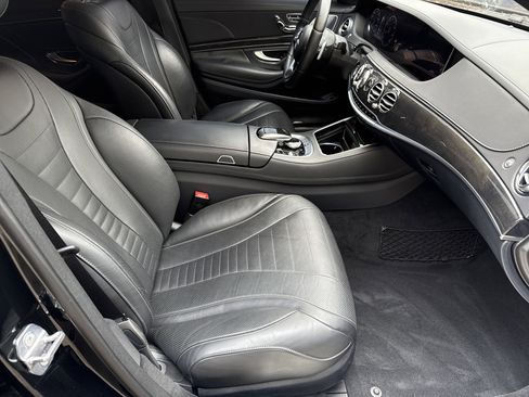 Used 2019 Mercedes-Benz S 560 Sedan image 13