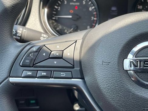 Used 2020 Nissan Rogue Sport S AWD/4WD image 23