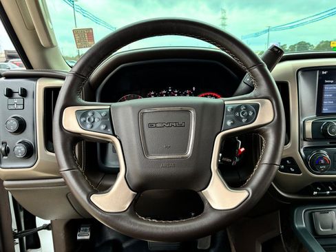 Used 2016 GMC Sierra 2500 Denali w/ Duramax Plus Package image 17