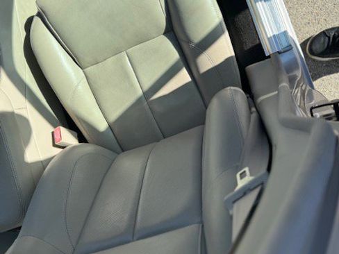 Used 2002 Jaguar XJ8 image 15