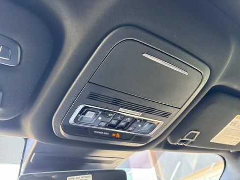 New 2026 Lincoln Nautilus Reserve AWD/4WD image 33