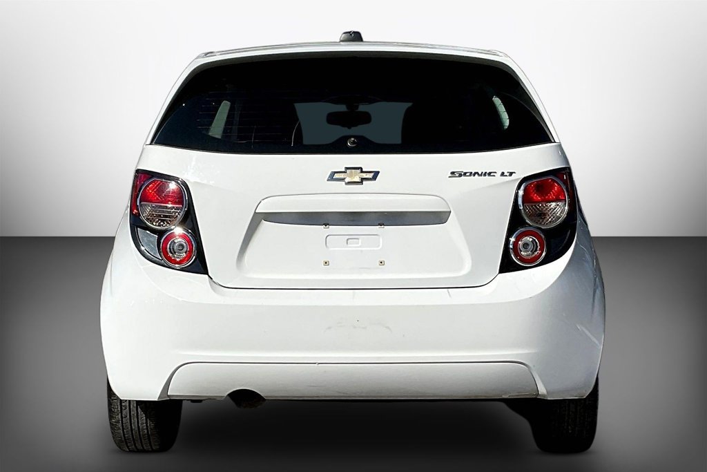 Used 2015 Chevrolet Sonic LT FWD image 5