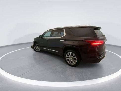 Used 2021 Chevrolet Traverse Premier w/ LPO, Floor Liner Package AWD/4WD image 2
