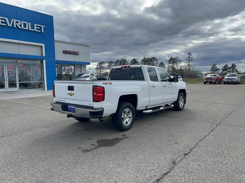 Used 2019 Chevrolet Silverado 1500 LT AWD/4WD image 2