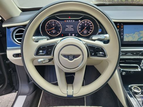 Used 2021 Bentley Flying Spur V8 AWD/4WD image 40