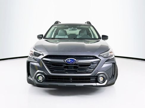 Used 2025 Subaru Outback Premium w/ Tech Package 1 AWD/4WD image 5