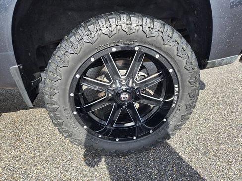 Used 2022 Chevrolet Silverado 1500 LTZ w/ Technology Package AWD/4WD image 7