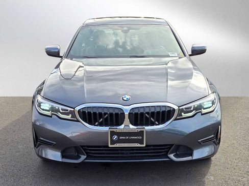 Used 2021 BMW 330i Sedan w/ Premium Package image 8