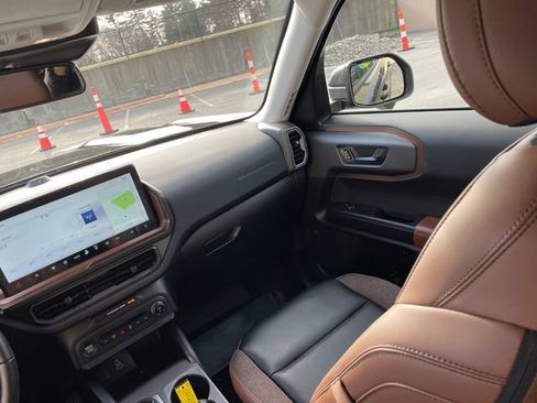 Certified 2025 Ford Bronco Sport Outer Banks w/ Outer Banks Tech Package+ image 24