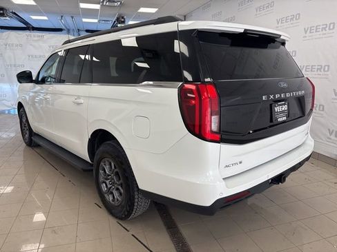 Certified 2025 Ford Expedition Max Active RWD image 3