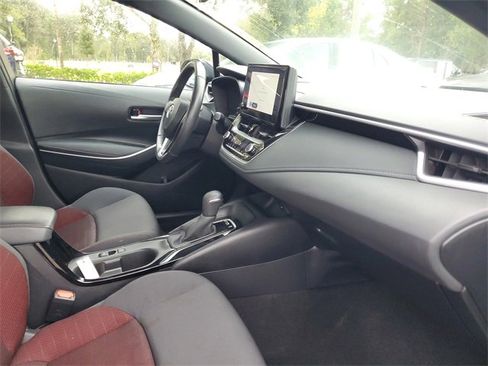 Used 2024 Toyota Corolla SE image 33