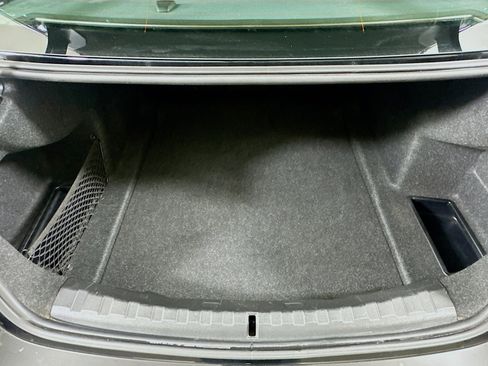 Used 2025 BMW 330i Sedan w/ Convenience Package image 29