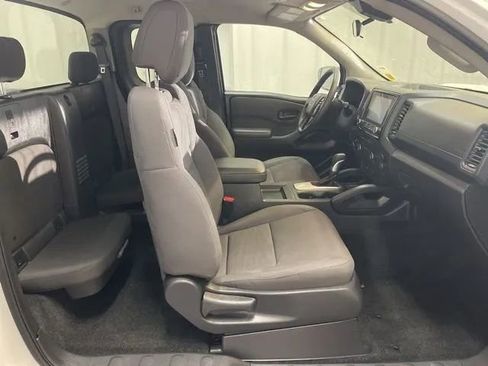 Used 2023 Nissan Frontier S w/ Technology Package image 11