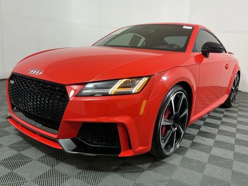 Used 2018 Audi TT RS w/ Technology Package image 2