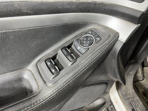 Used 2014 Ford Explorer XLT w/ Equipment Group 202A image 13