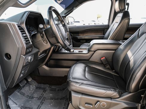 Used 2020 Ford Expedition Limited w/ Equipment Group 301A image 3